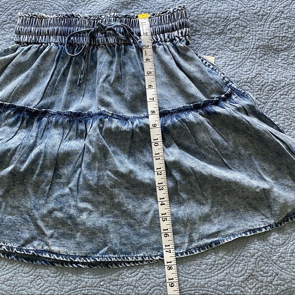 Doe and Rae Ruffled Skirt - Picture 5 of 5